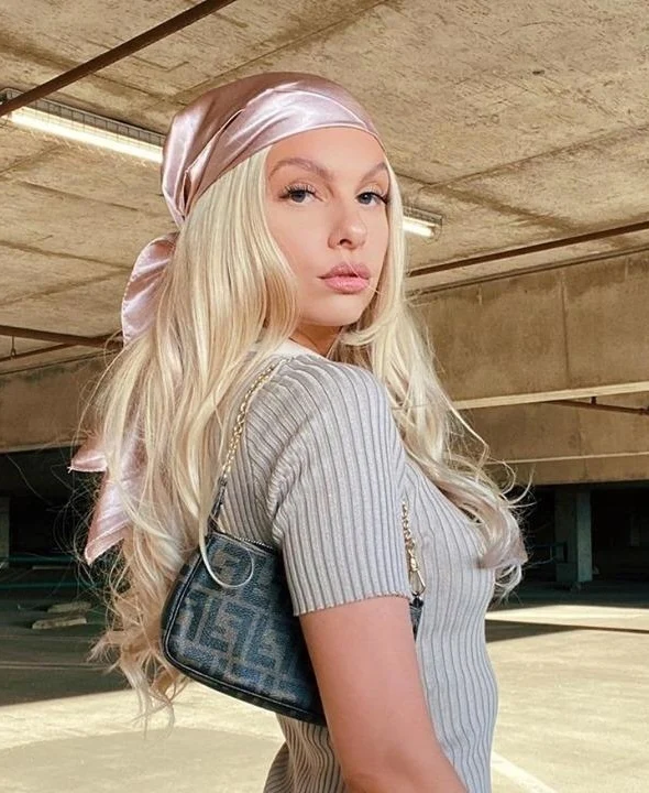 tape-in hair extensions platinum blonde. - Image 7