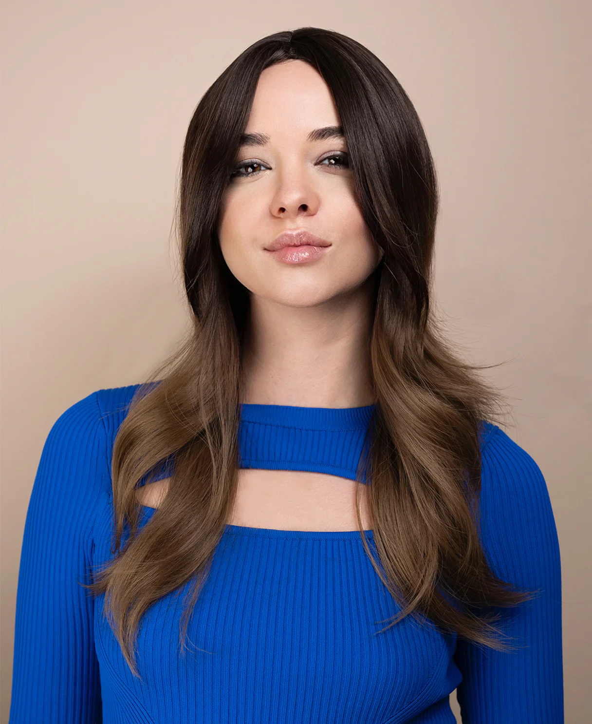 vegan fiber wig - 16" layered  brown melt. - Image 4