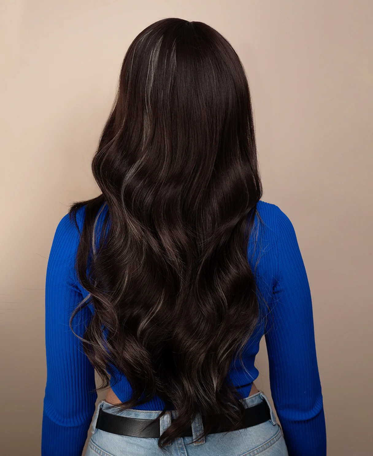 vegan fiber wig - 26" dark highlights with wispy bangs. - Image 2