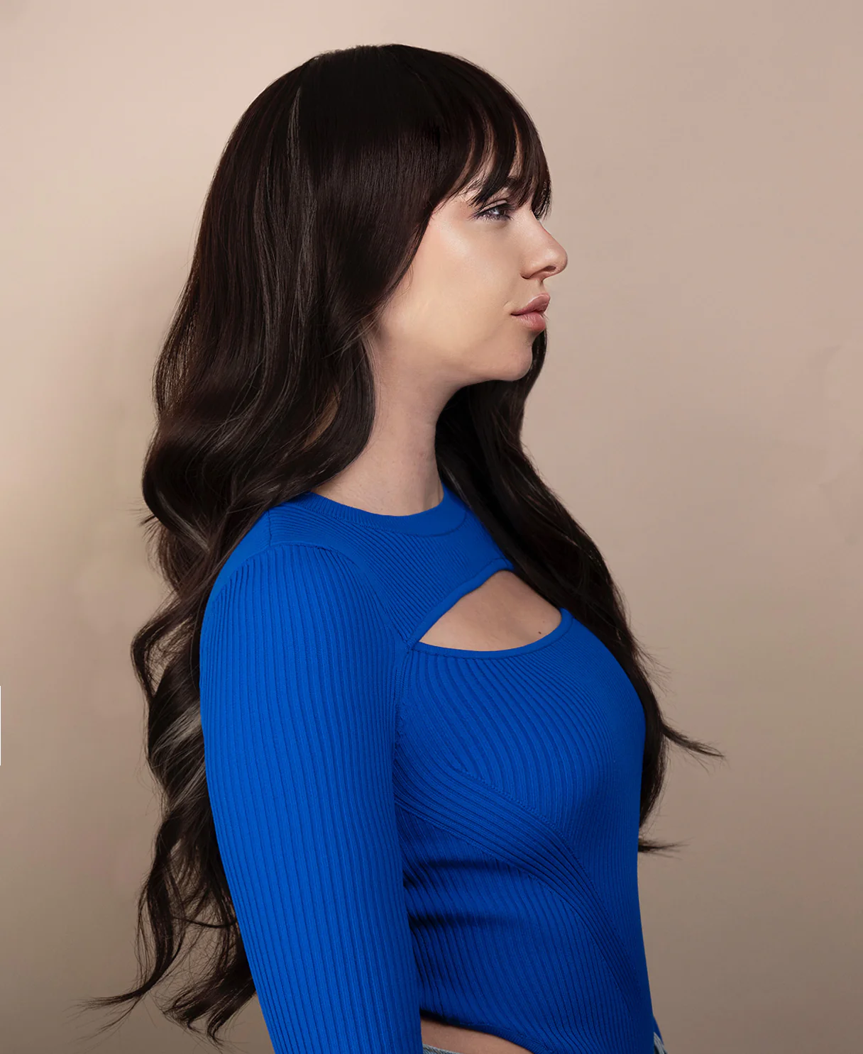 vegan fiber wig - 26" dark highlights with wispy bangs. - Image 5