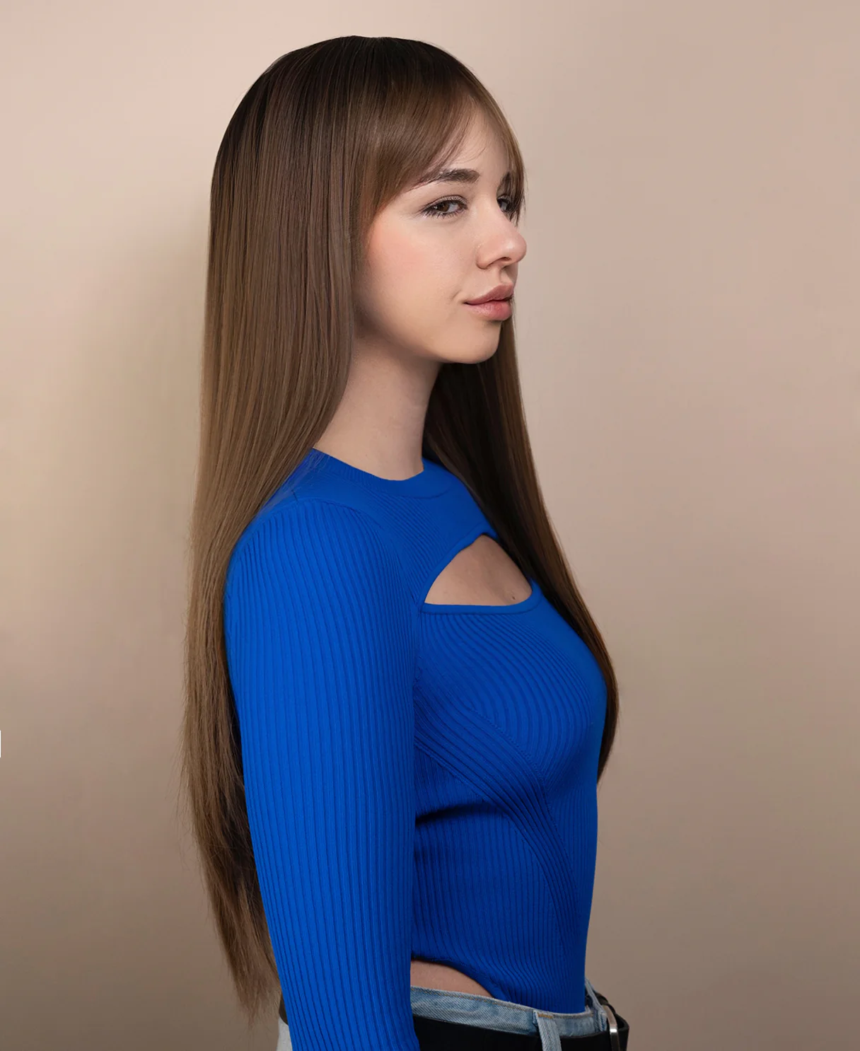 vegan fiber wig - 26" rooted ash brown with wispy bangs. - Image 4