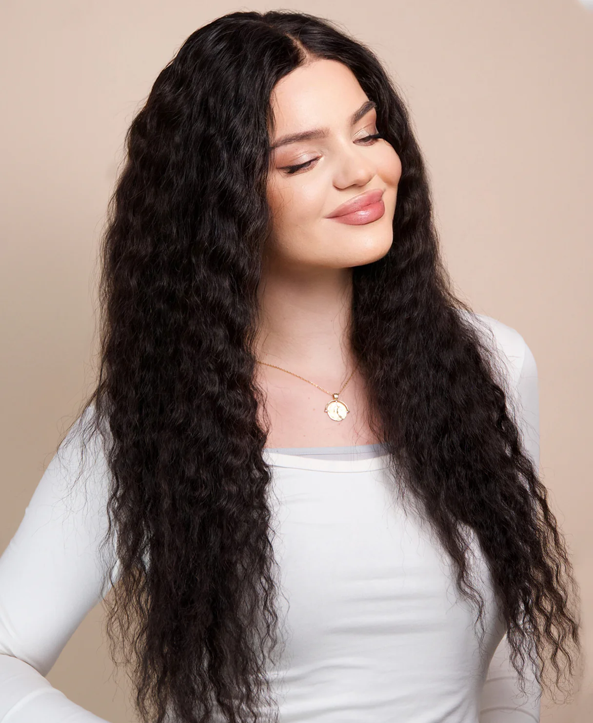wavy human wig - 22” natural black. - Image 4