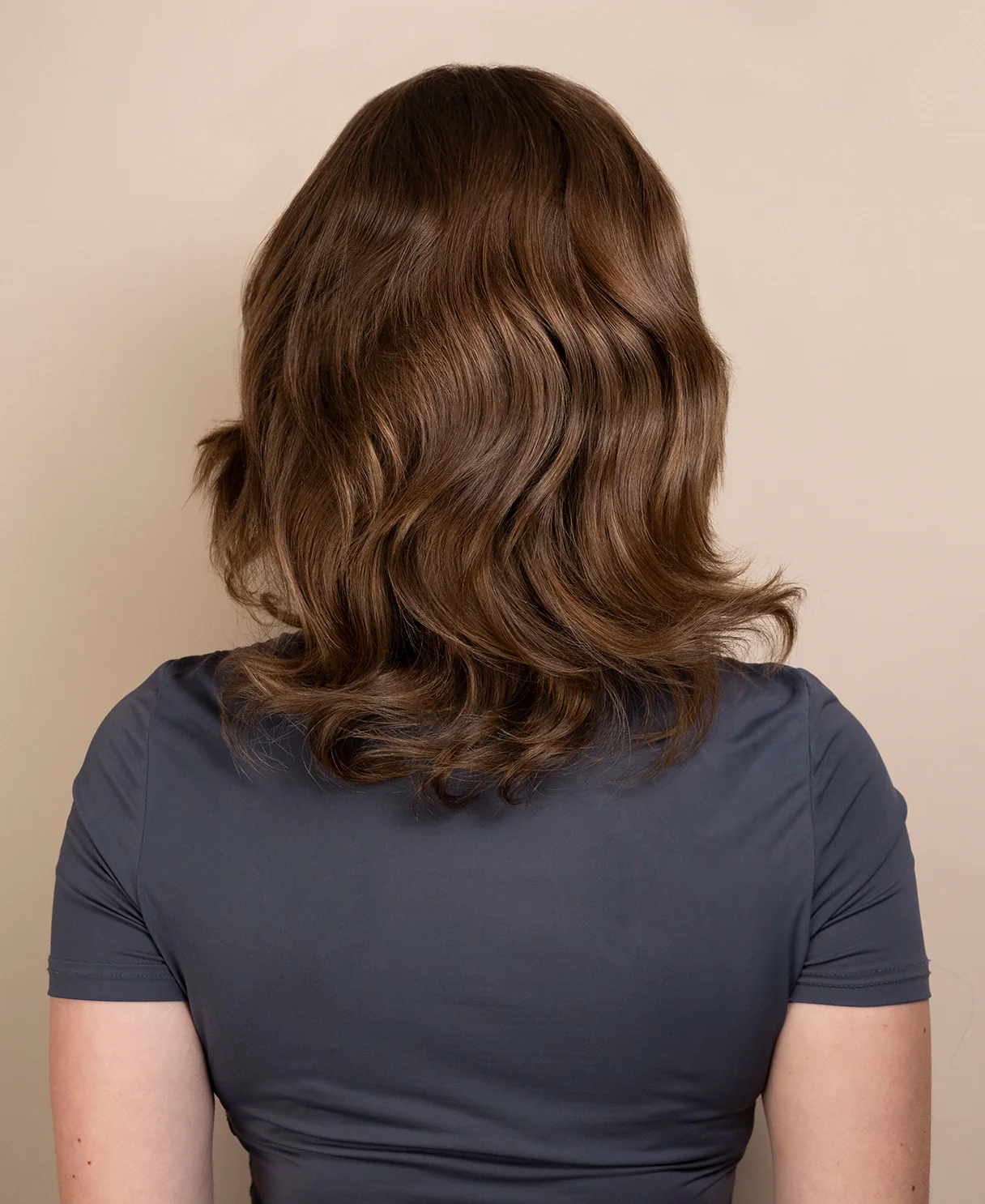 european virgin hair wig - 10" dark blonde. - Image 2