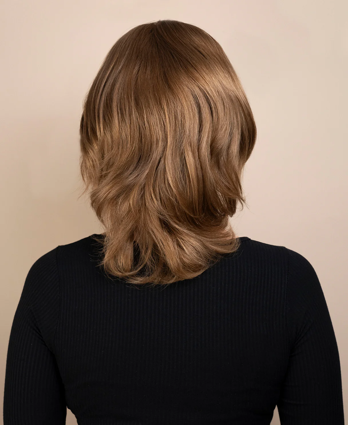 european virgin hair wig - 8" warm blonde. - Image 2