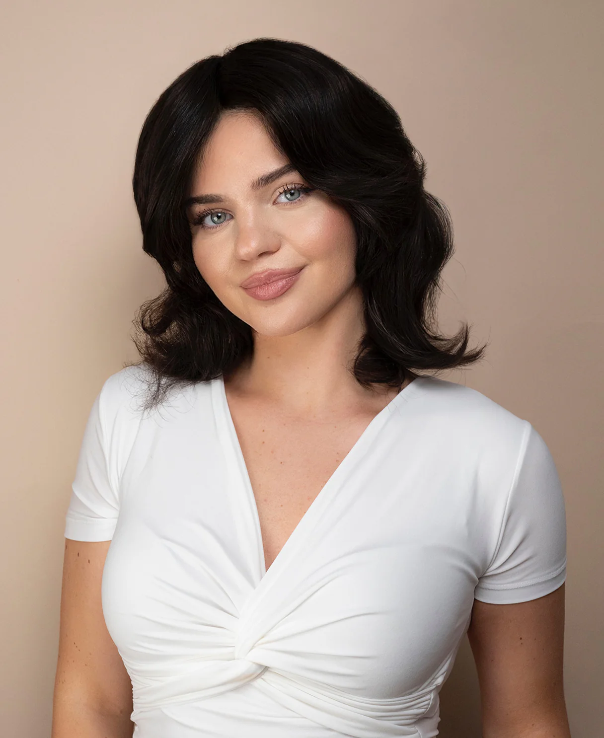 lace front mono wig - 9" dark brown.