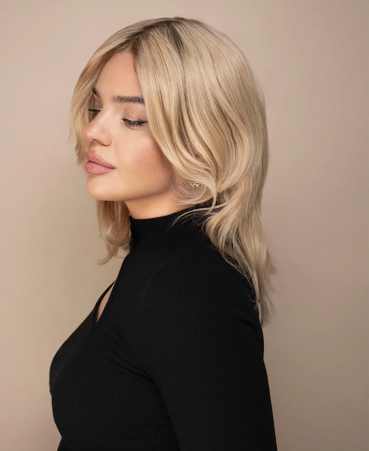 lace front mono wig - 9" shadow root champagne blonde. - Image 4