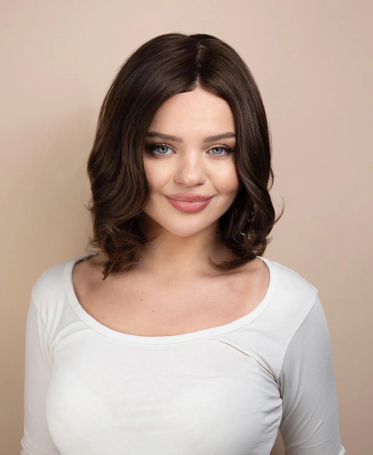 european virgin hair wig - 10" medium brown. - Image 3