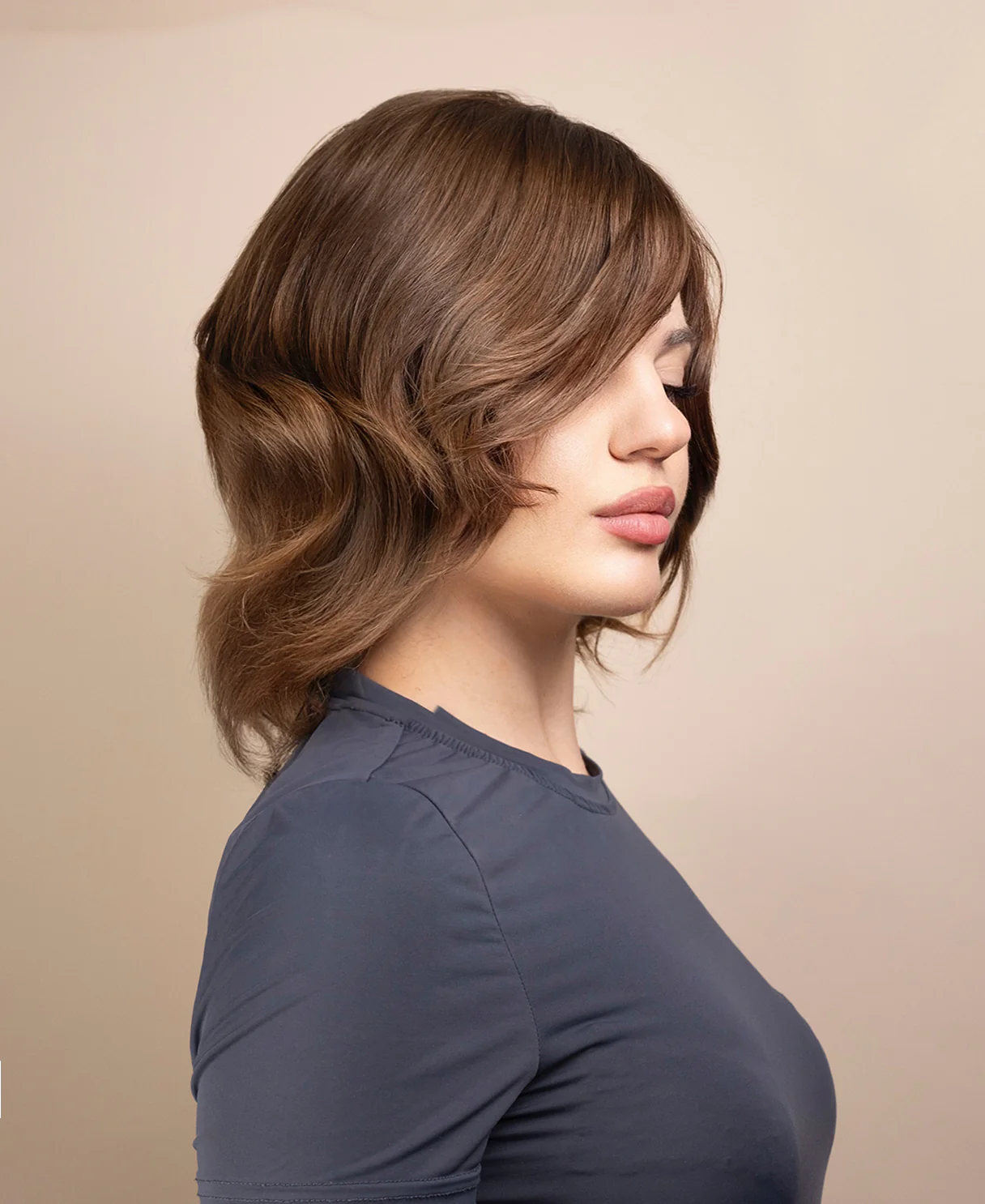 european virgin hair wig - 8" light brown. - Image 3
