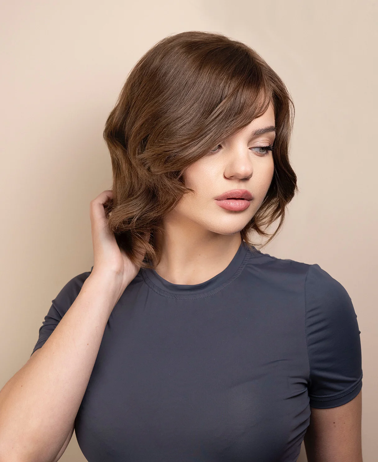 european virgin hair wig - 8" light brown. - Image 5