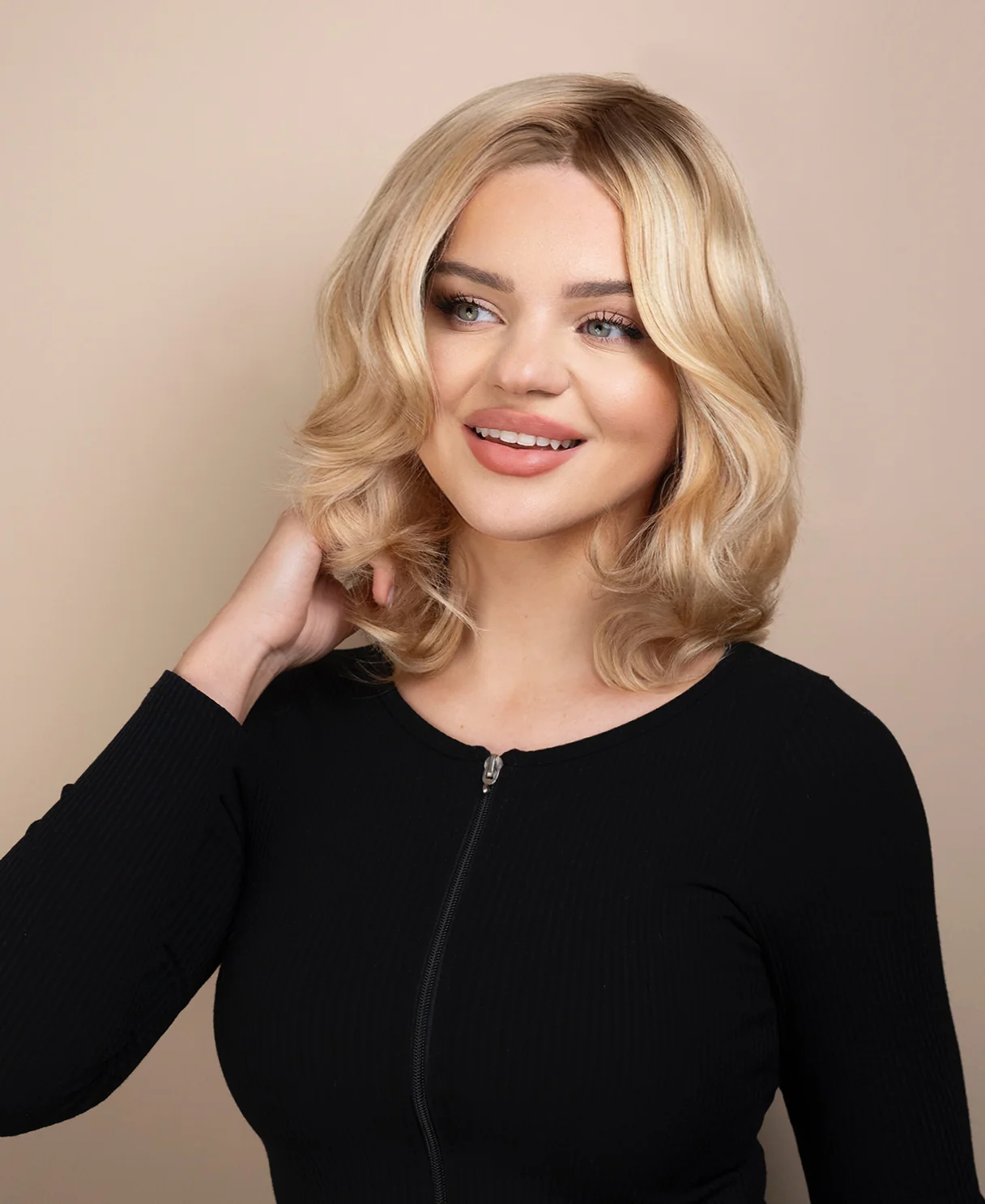 european virgin hair wig - 10" blonde highlights. - Image 5