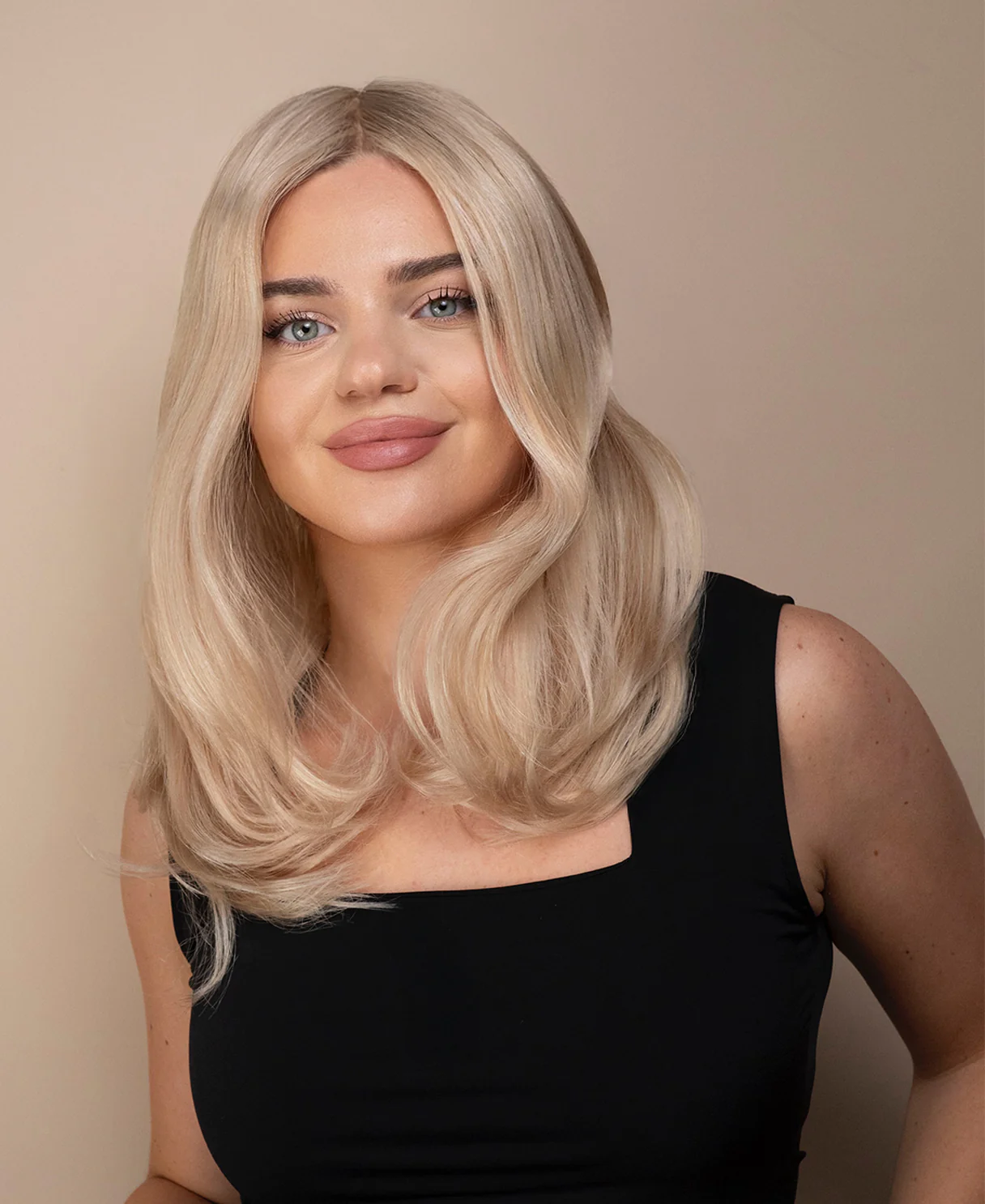 lace front mono wig - 13" platinum blonde. - Image 4