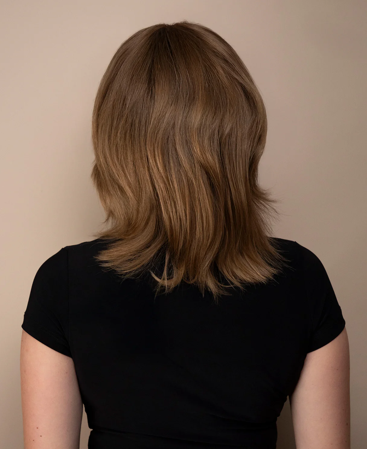 lace front mono wig - 6" light brown. - Image 2