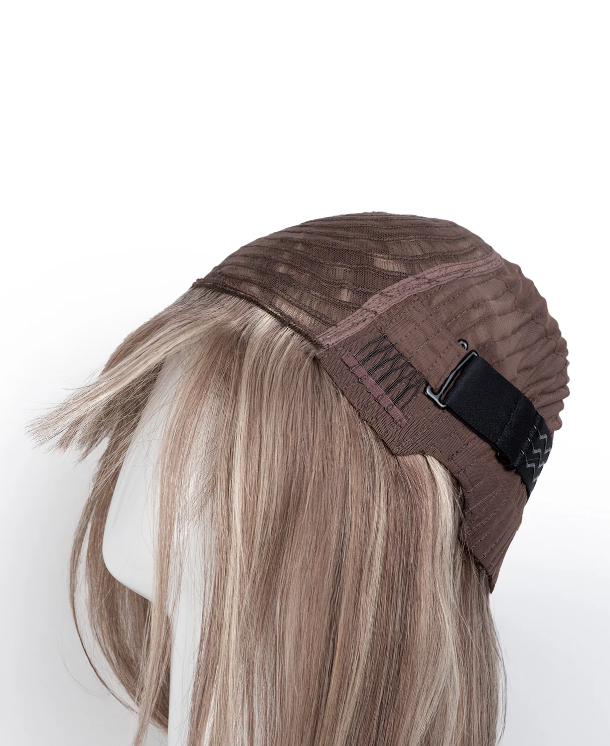 put on & go wig with bangs - 18" ash blonde balayage. - Image 9