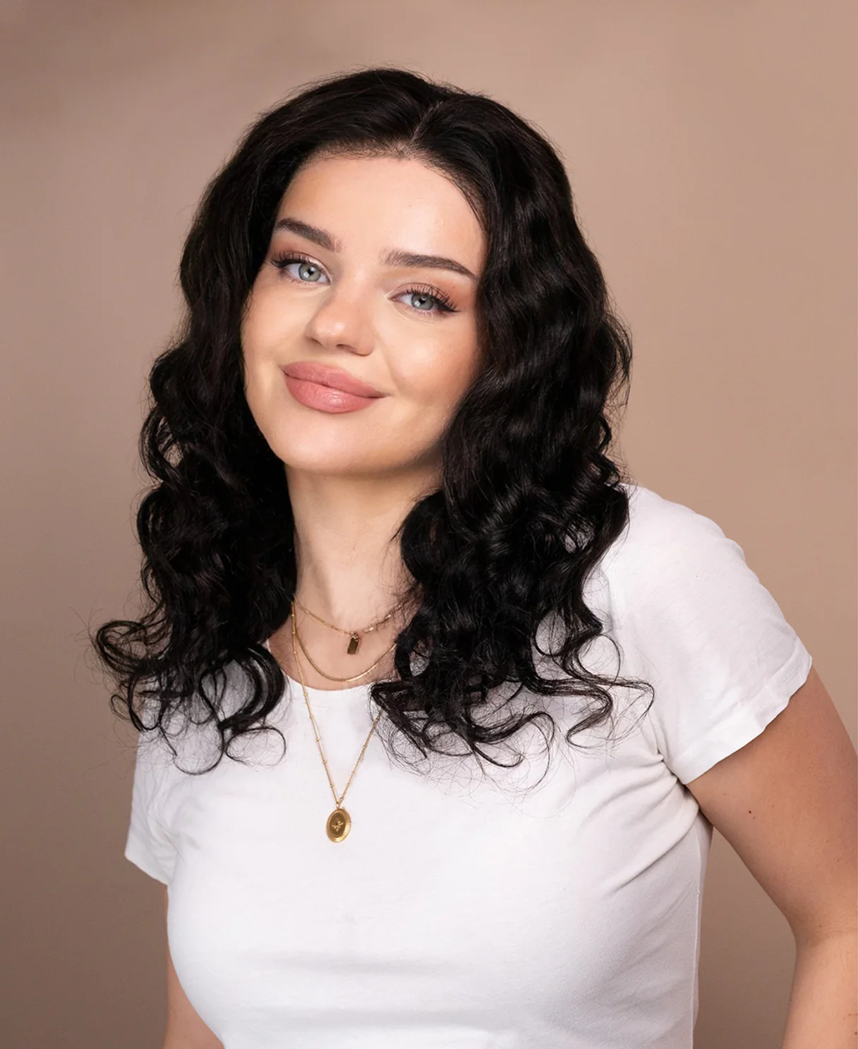 put on & go pre-cut lace curly human wig - 18" natural black. - Image 3