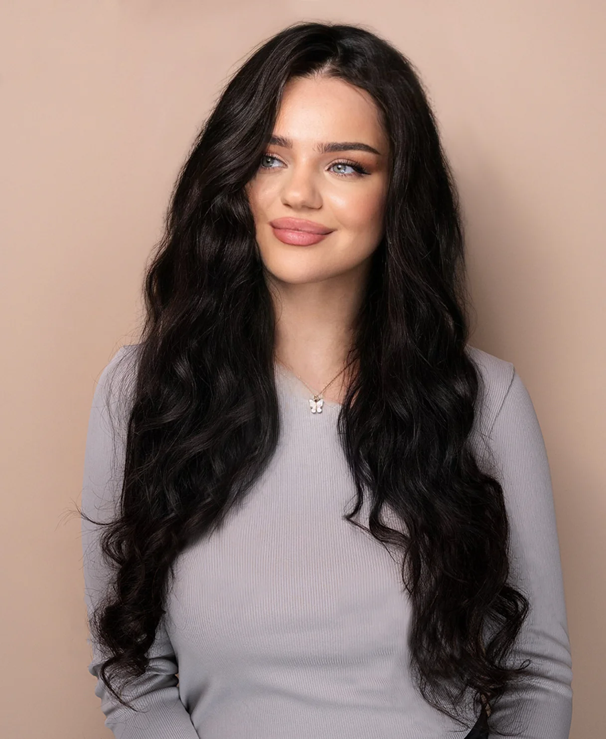 put on & go pre-cut lace wavy human wig - 28" natural black. - Image 4