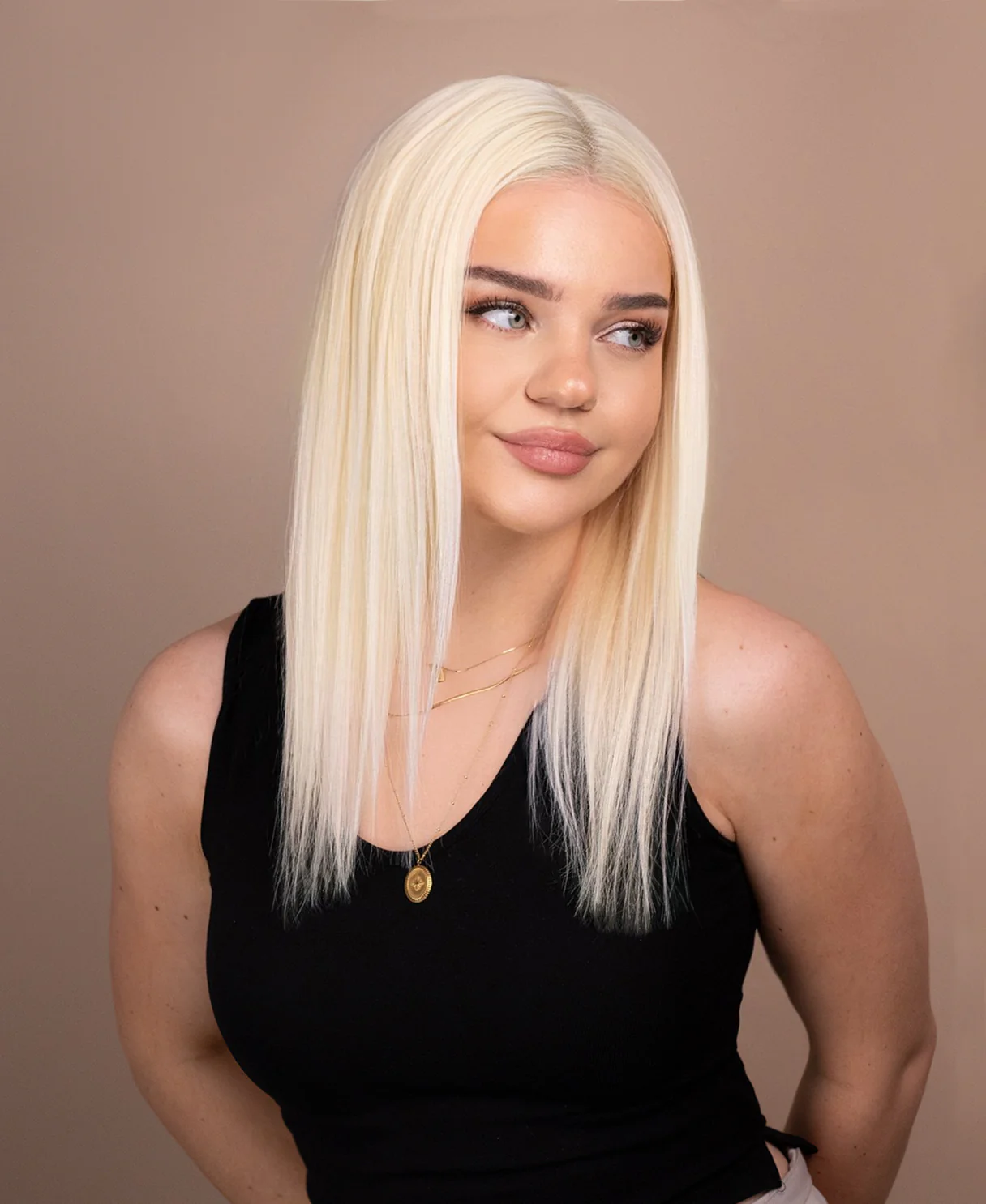 put on & go pre-cut lace human wig - 14" light blonde. - Image 6