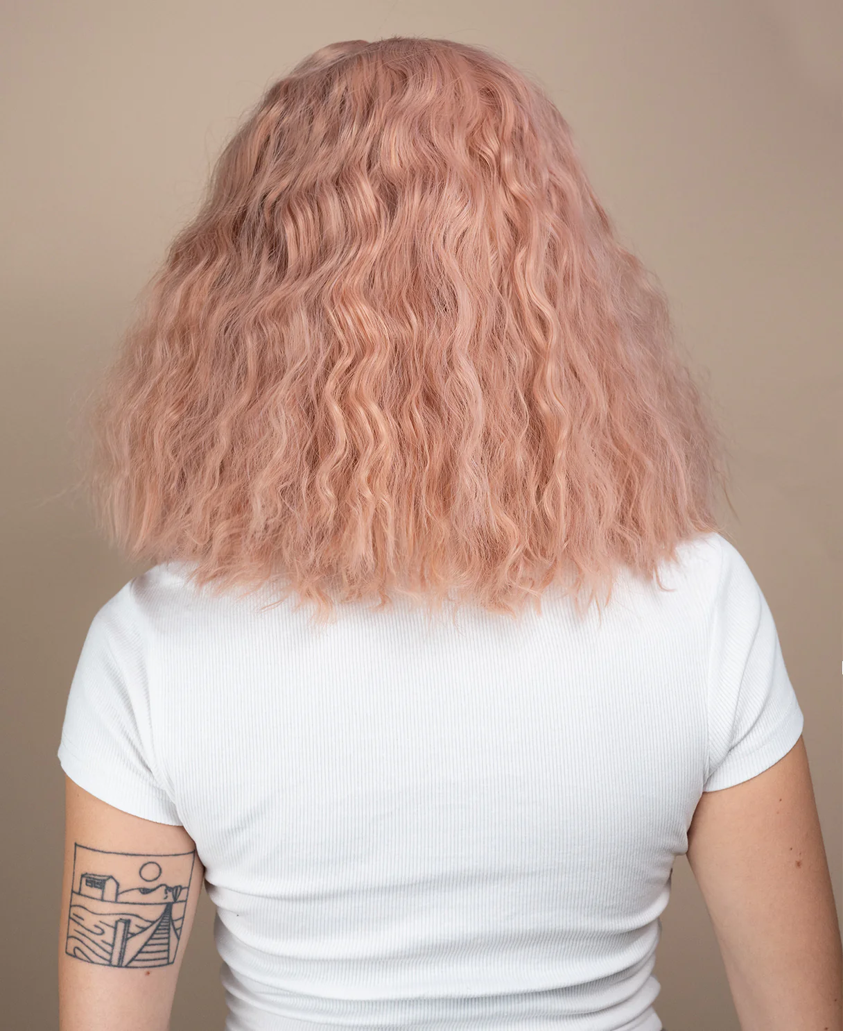 vegan fiber crimped wig - 12" cotton candy pink. - Image 2
