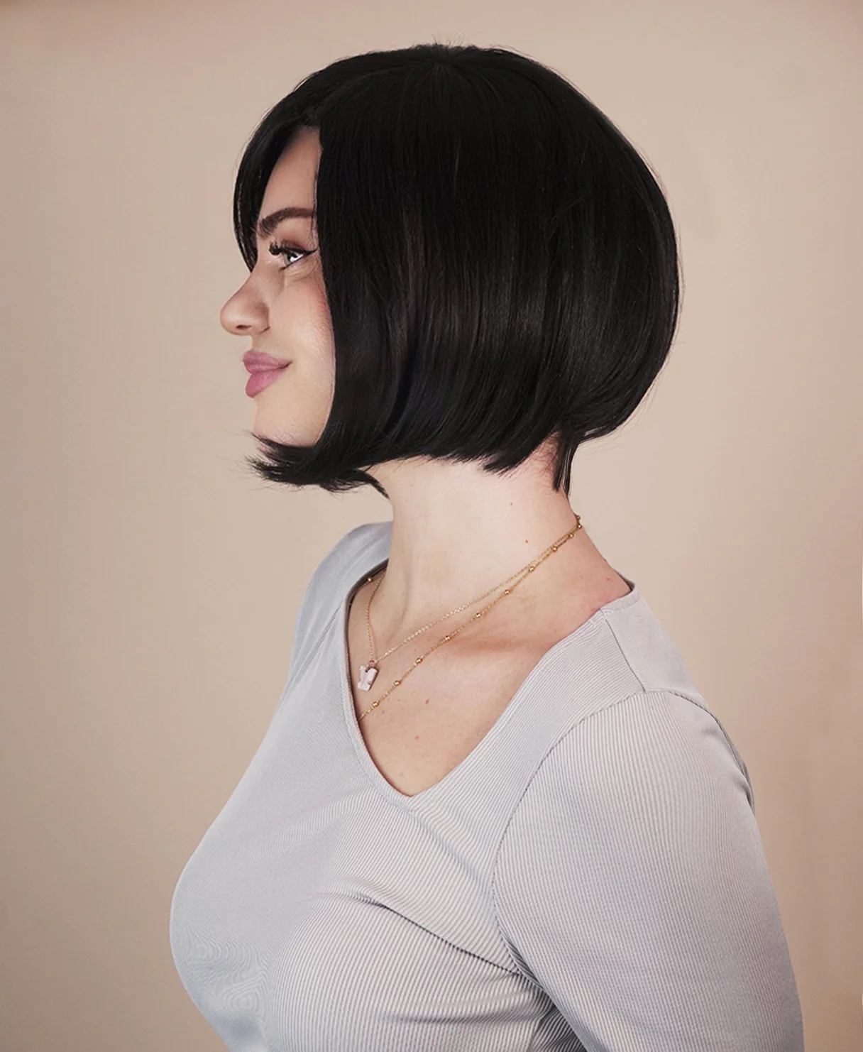 vegan fiber bob with side bangs wig - 10" black. - Image 2